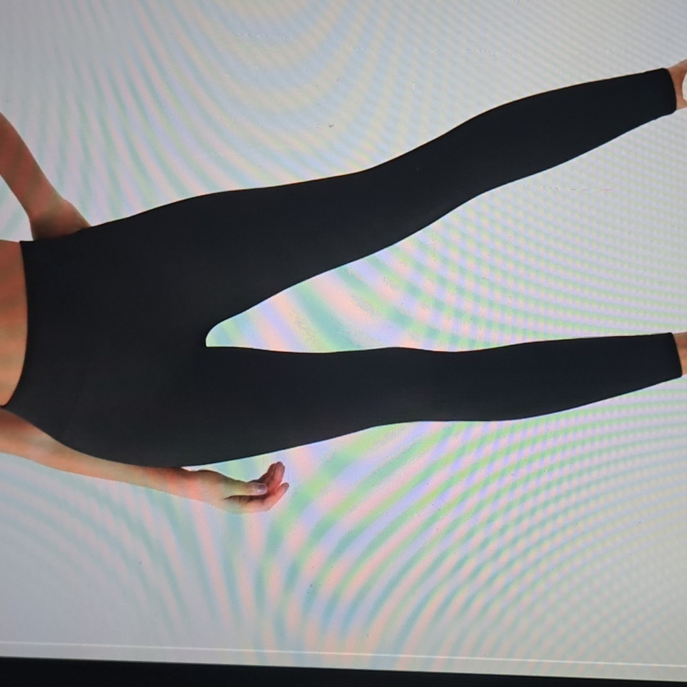 HALARA SEAMLESS FLOW HIGH-WAISTED RUCHED LEGGINGS  XS